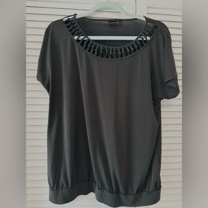 Rafaella Black Short Sleeve Top with Cutout Neckline Size Large